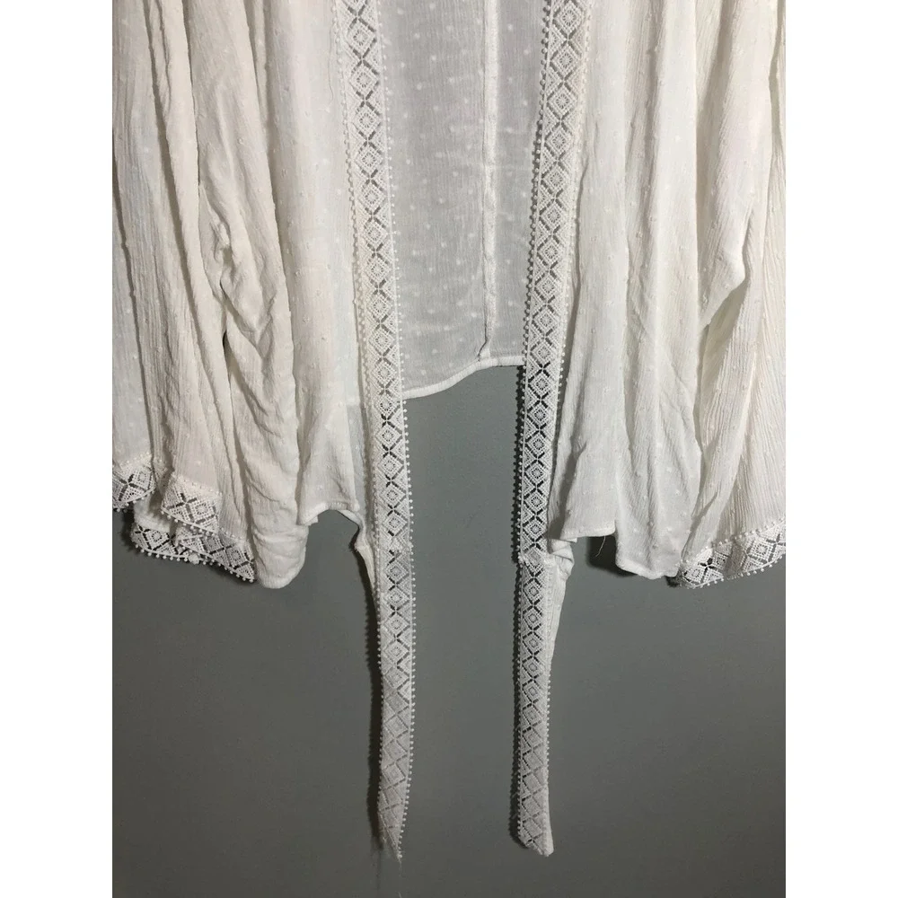 Maurices Kimono Wrap Top Women 4X White Clip Dot Crochet Lace Trim Boho Sheer